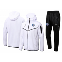 ПСЖ спортивный костюм Джордан с капюшоном белый сезон 2021-2022